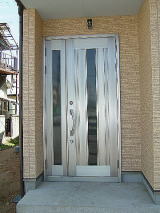 奈良県橿原市新築一戸建シャイングレー玄関ドア