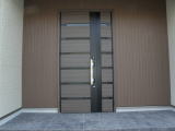 橿原市新築物件一戸建て玄関ドア