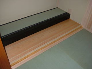 奈良県木造注文建築施工例床の間檜無垢材一枚板