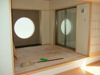 奈良県木造注文住宅和風モダン丸窓