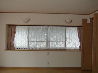 奈良県橿原市新築注文住宅一戸建洋室、洋間、作りつけ窓