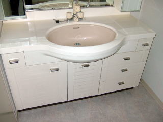 奈良県の広いタイプのマンションリフォーム・改装：洗面台補修